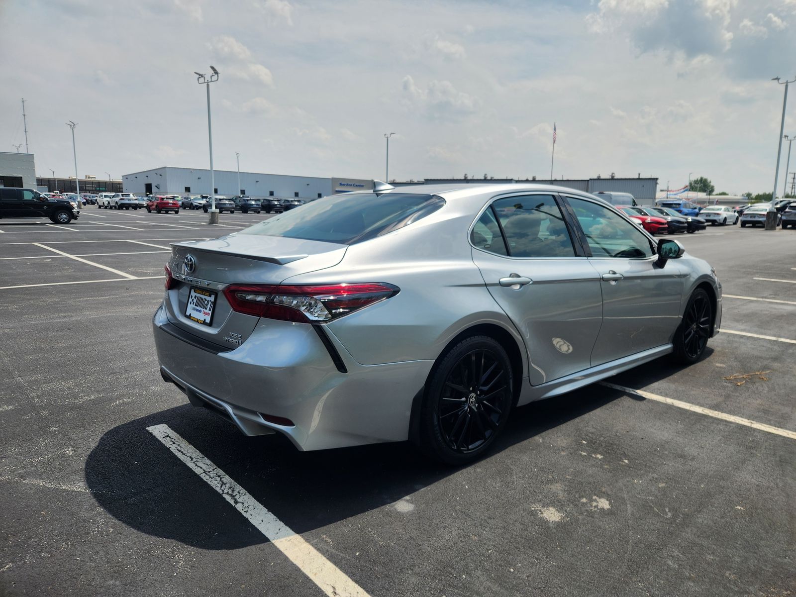 2022 Toyota Camry Hybrid XSE photo 5