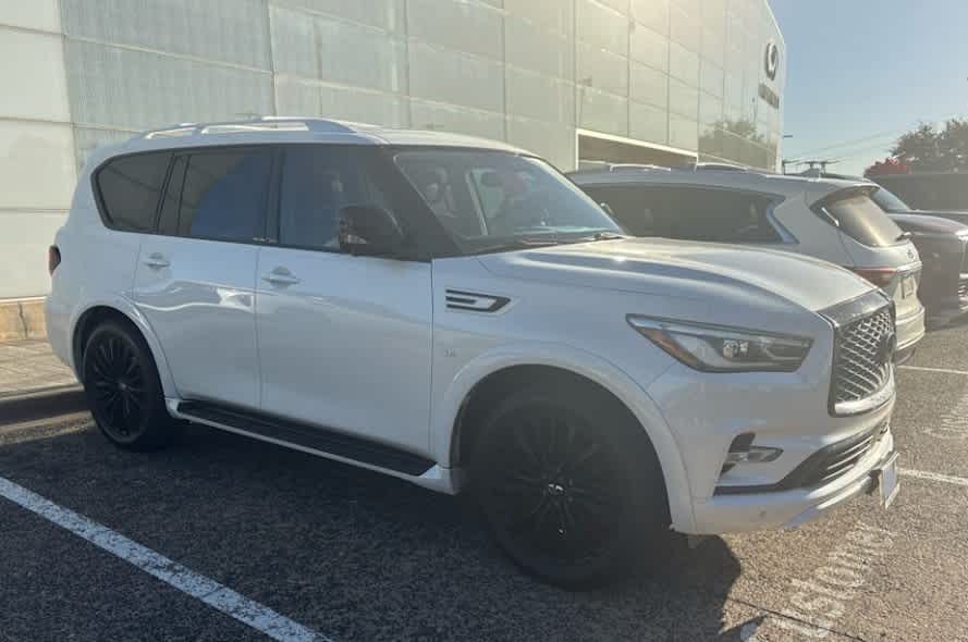 2019 INFINITI QX80 Base's photo