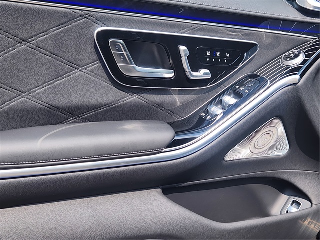 2026 Mercedes Benz S 63 e photo 8