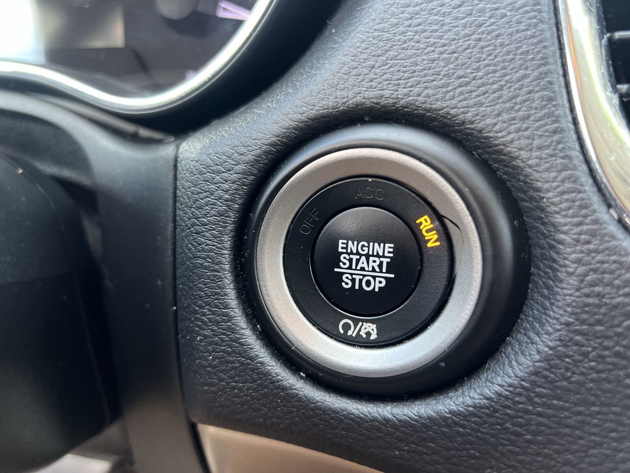 2018 Dodge Durango SXT Sport photo 28