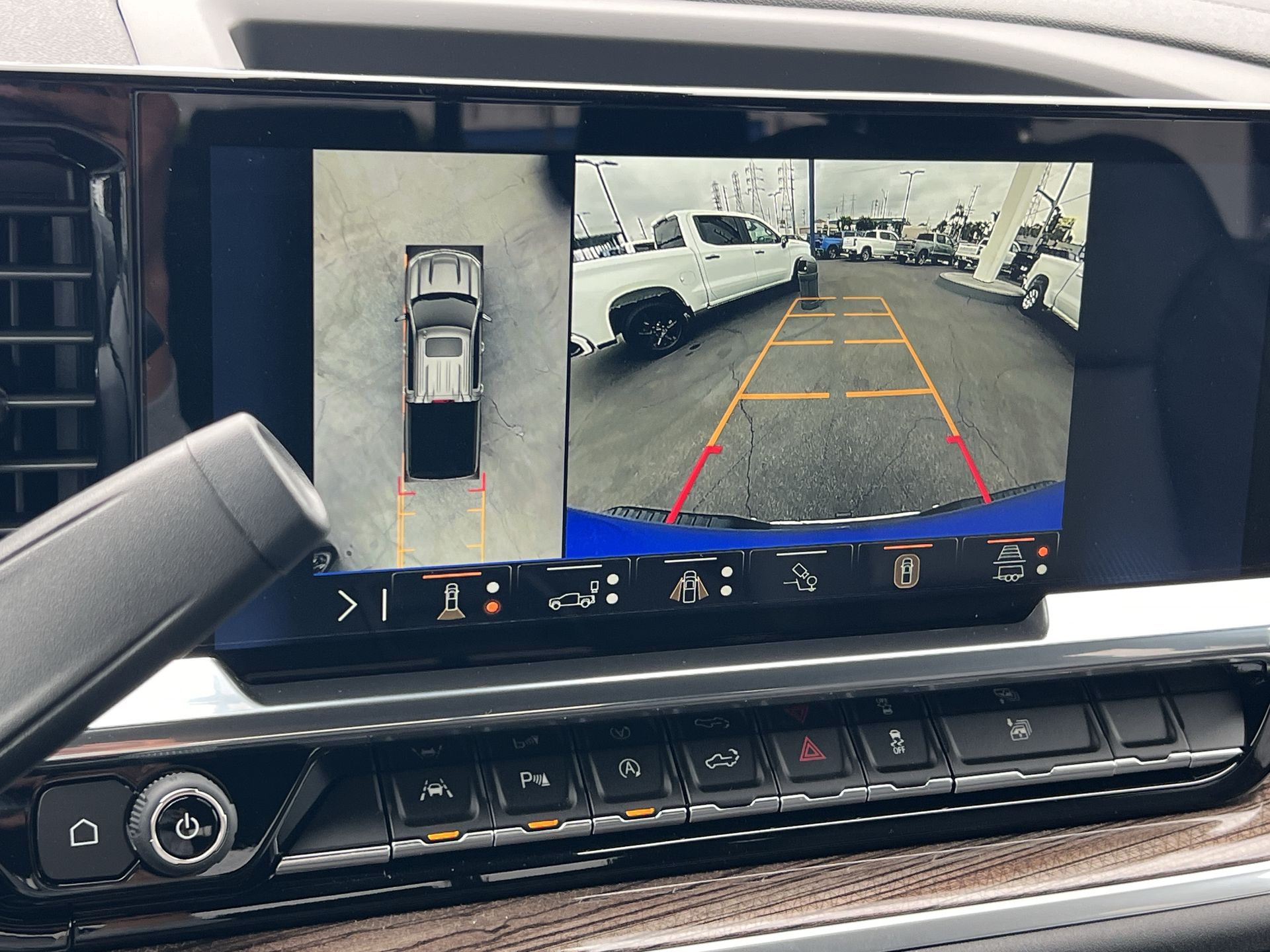 2026 Chevrolet Silverado 1500 LT photo 13