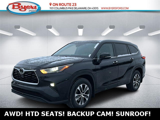 2022 Toyota Highlander XLE's photo