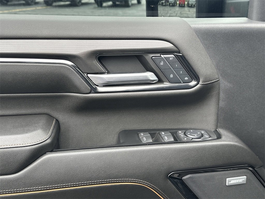 2024 Gmc Sierra HD AT4 photo 23