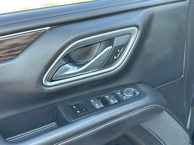 2021 Chevrolet Tahoe LT photo 3