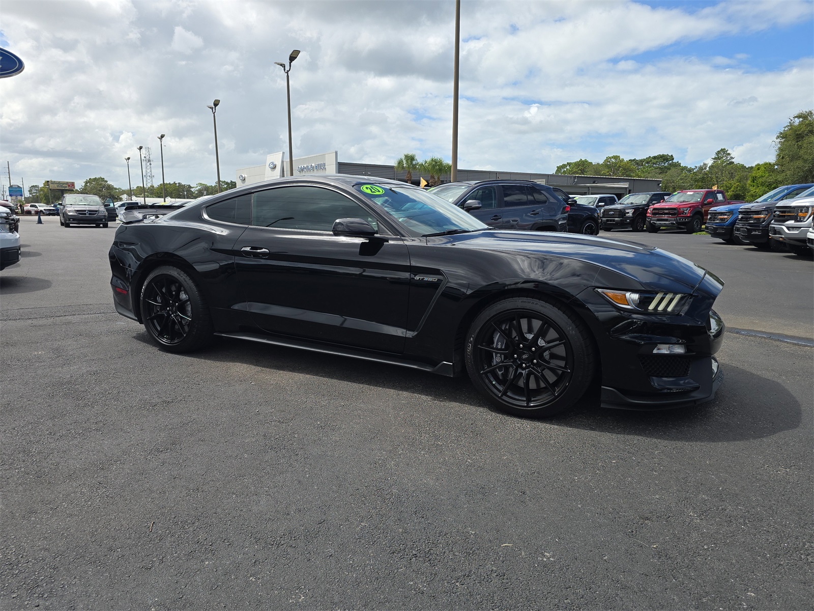 2020 Ford Mustang Shelby GT350 photo 2