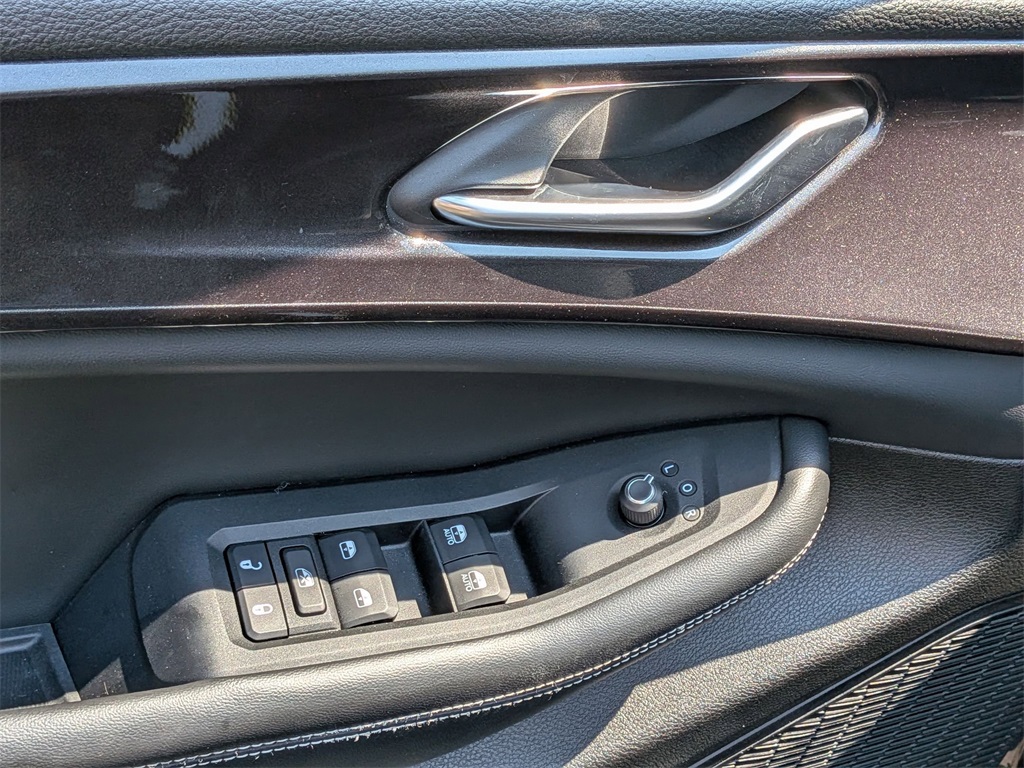 2023 Jeep Grand Cherokee Altitude photo 10