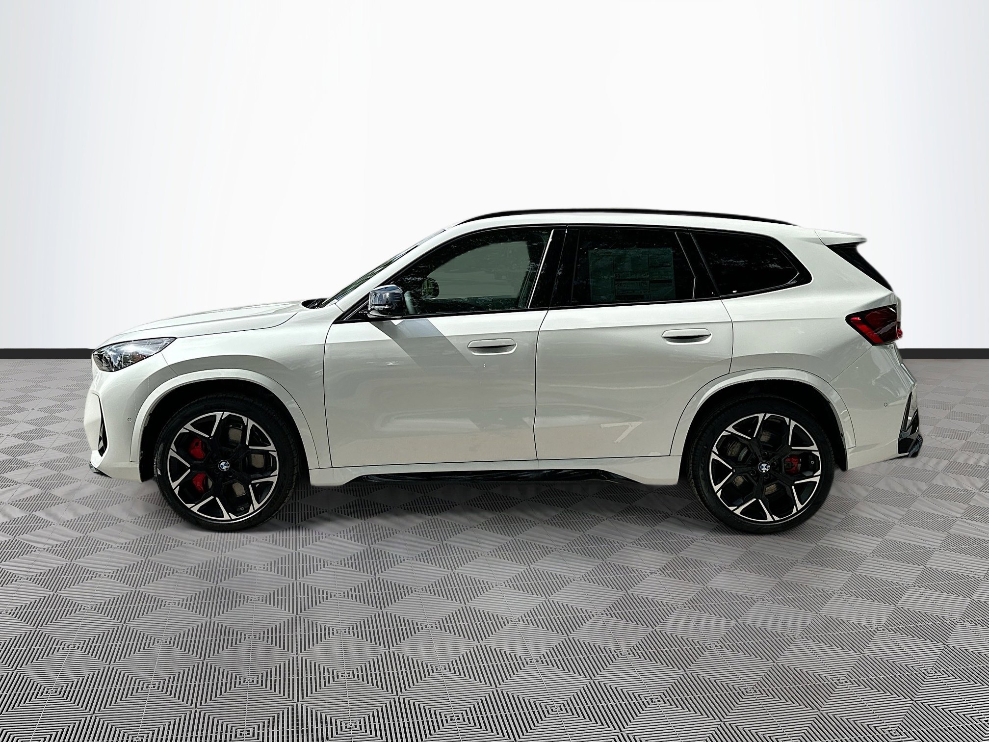 2025 Bmw X1 M35i photo 4