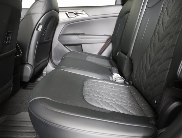 2025 Kia Sportage X-Pro photo 5