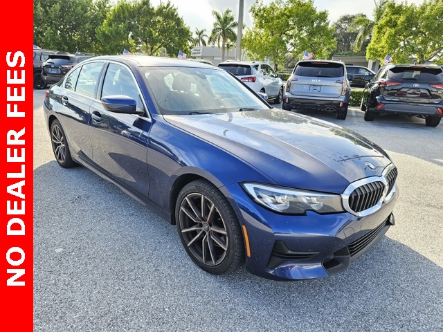 2020 BMW 3 Series 330i's photo