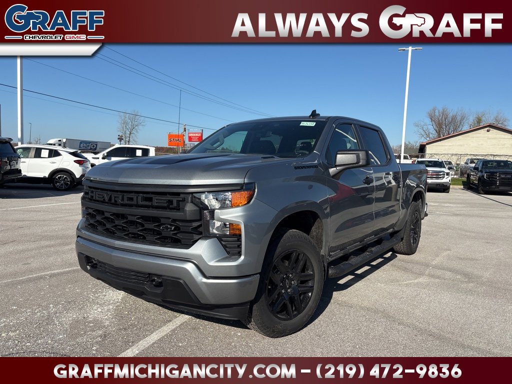 2026 Chevrolet Silverado Base's photo