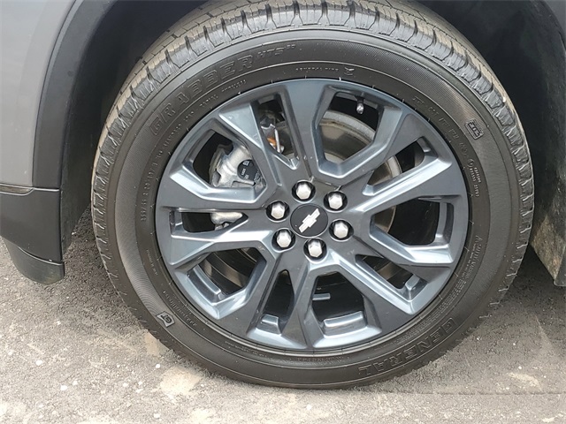2021 Chevrolet Traverse RS photo 2