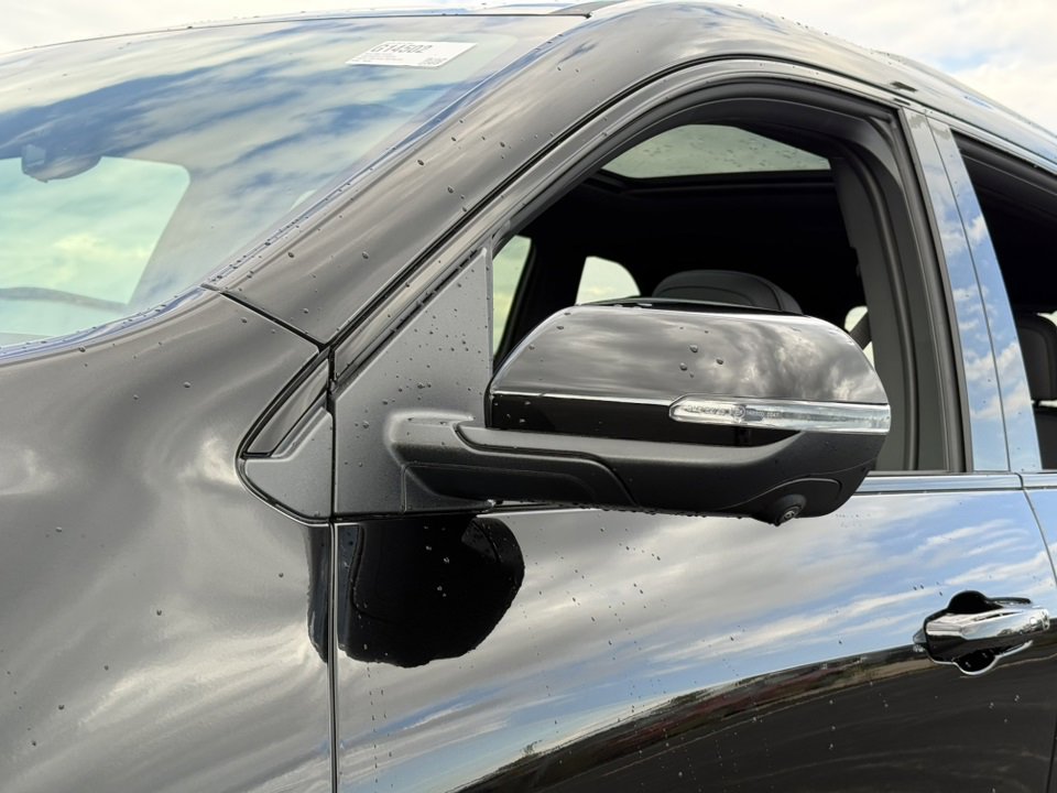 2026 GMC ACADIA - Image 11