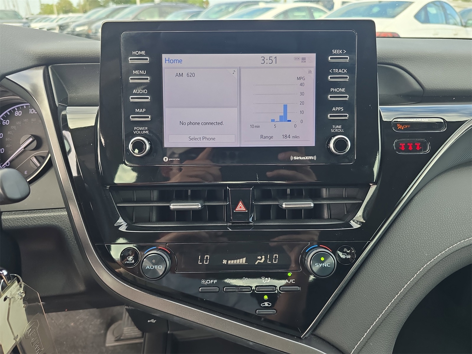 2023 Toyota Camry SE photo 17