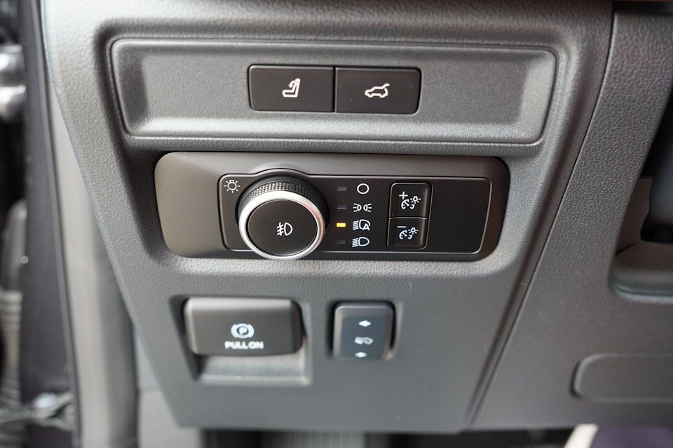 2024 Ford Expedition Limited photo 28