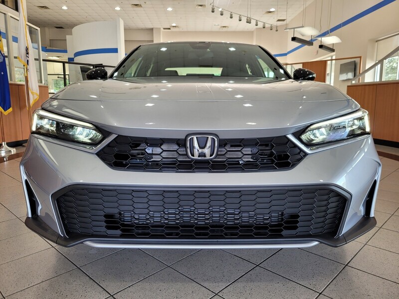 2025 Honda Civic Sport photo 2
