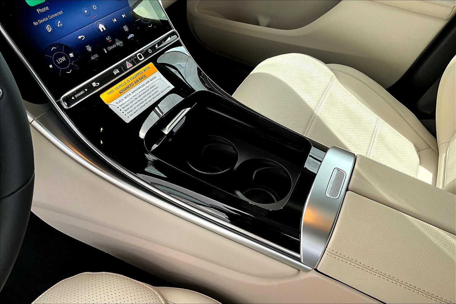 2026 Mercedes Benz GLC 300 photo 11