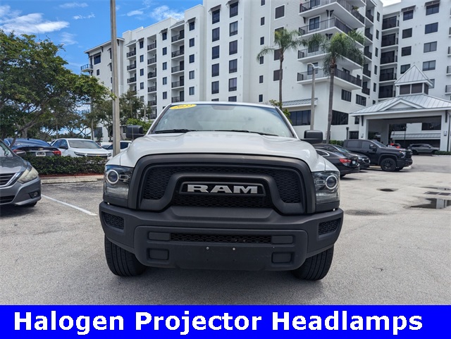 2022 Ram 1500 Classic Warlock photo 2