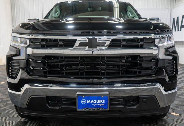 2026 Chevrolet Silverado 1500 LT photo 3