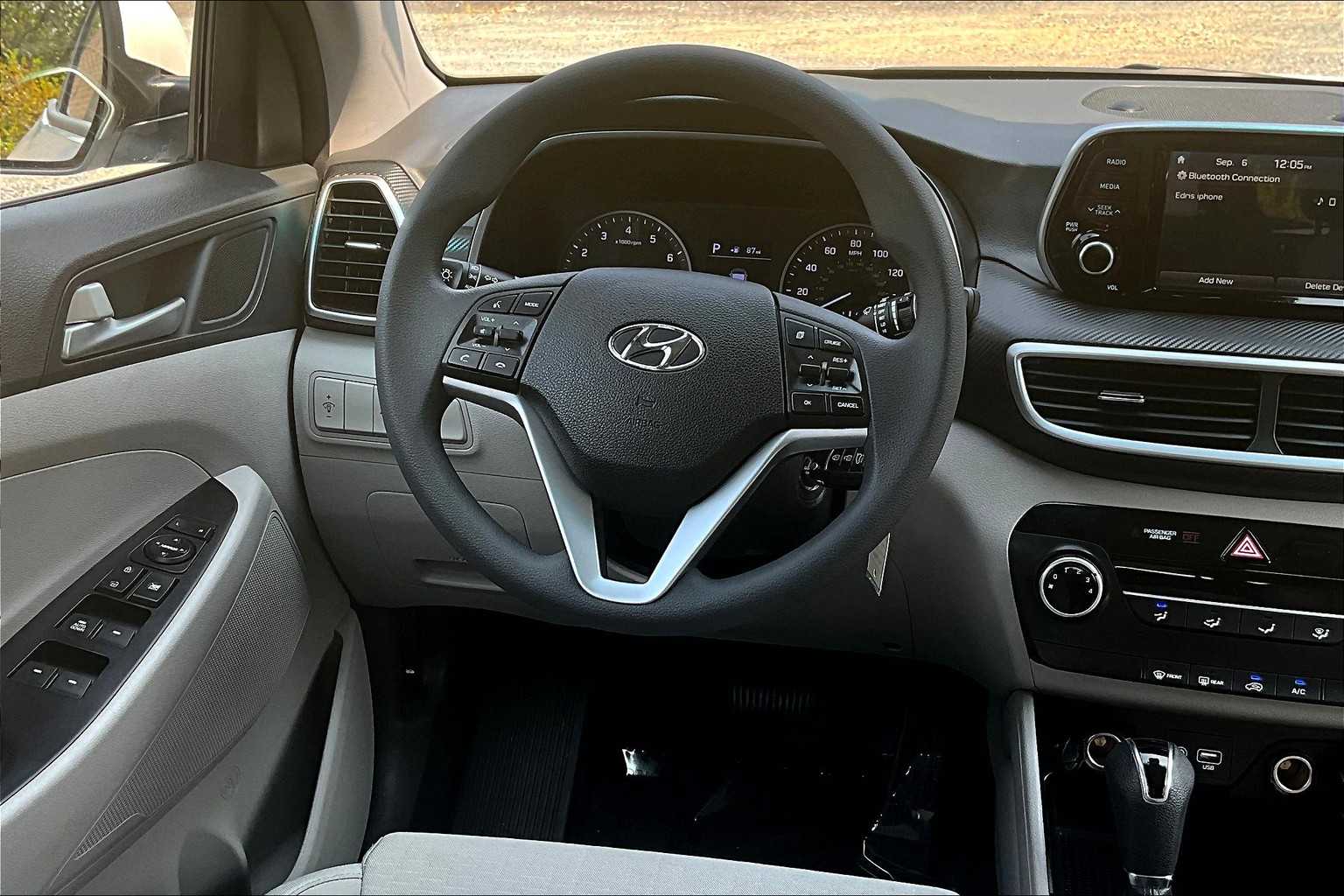 2021 Hyundai Tucson SE photo 9