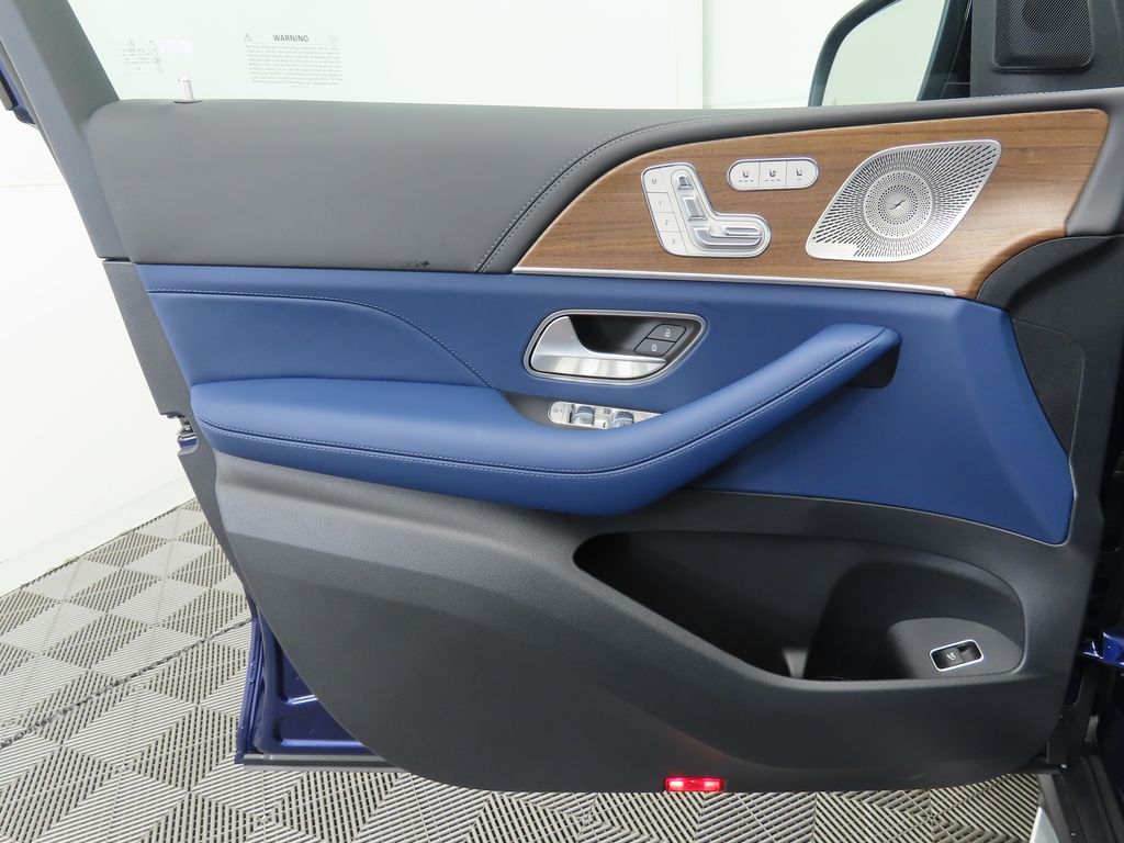 2025 Mercedes Benz GLE 450 4MATIC photo 23