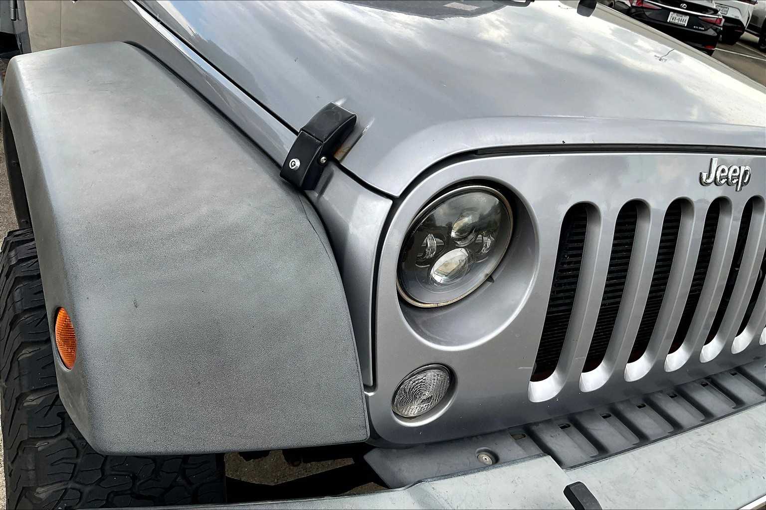 2018 Jeep Wrangler Unlimited Sport S photo 23