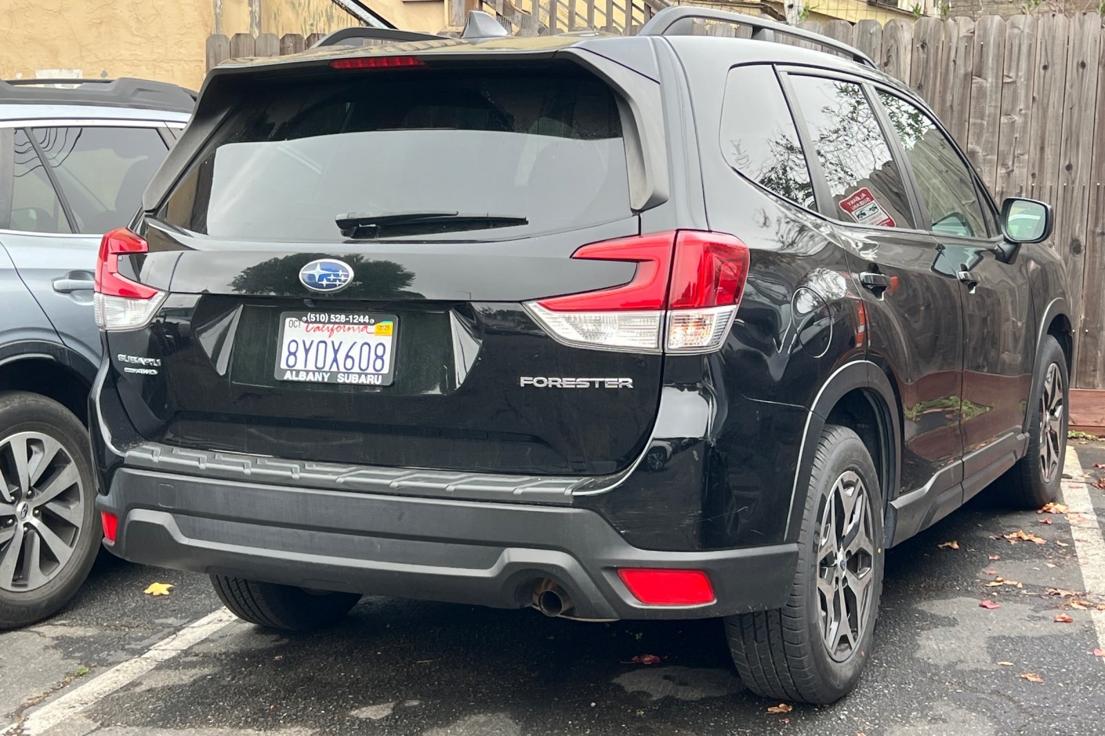 2021 Subaru Forester Premium photo 2