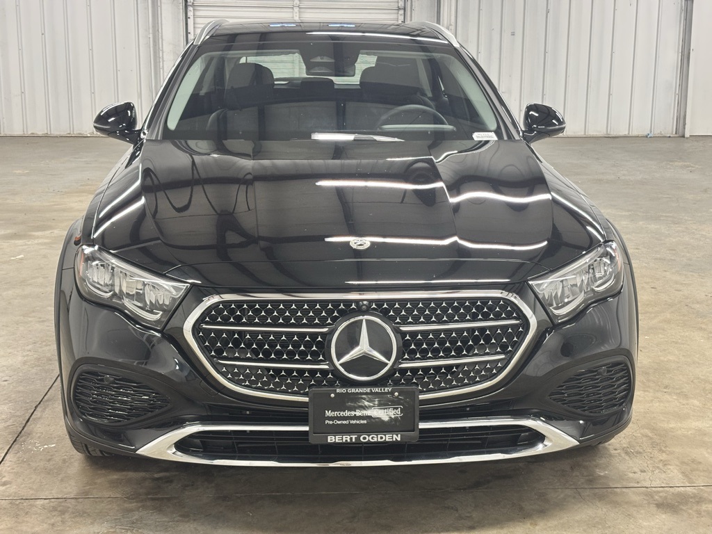 2025 Mercedes Benz E 450 4MATIC Wagon photo 2