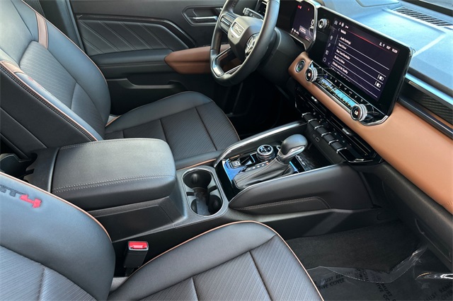 2024 Gmc Canyon AT4 photo 14