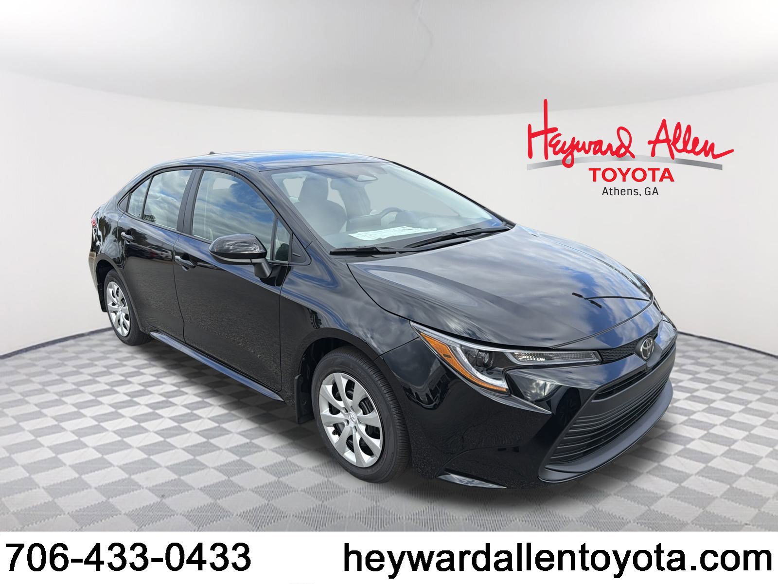 2026 Toyota Corolla LE's photo