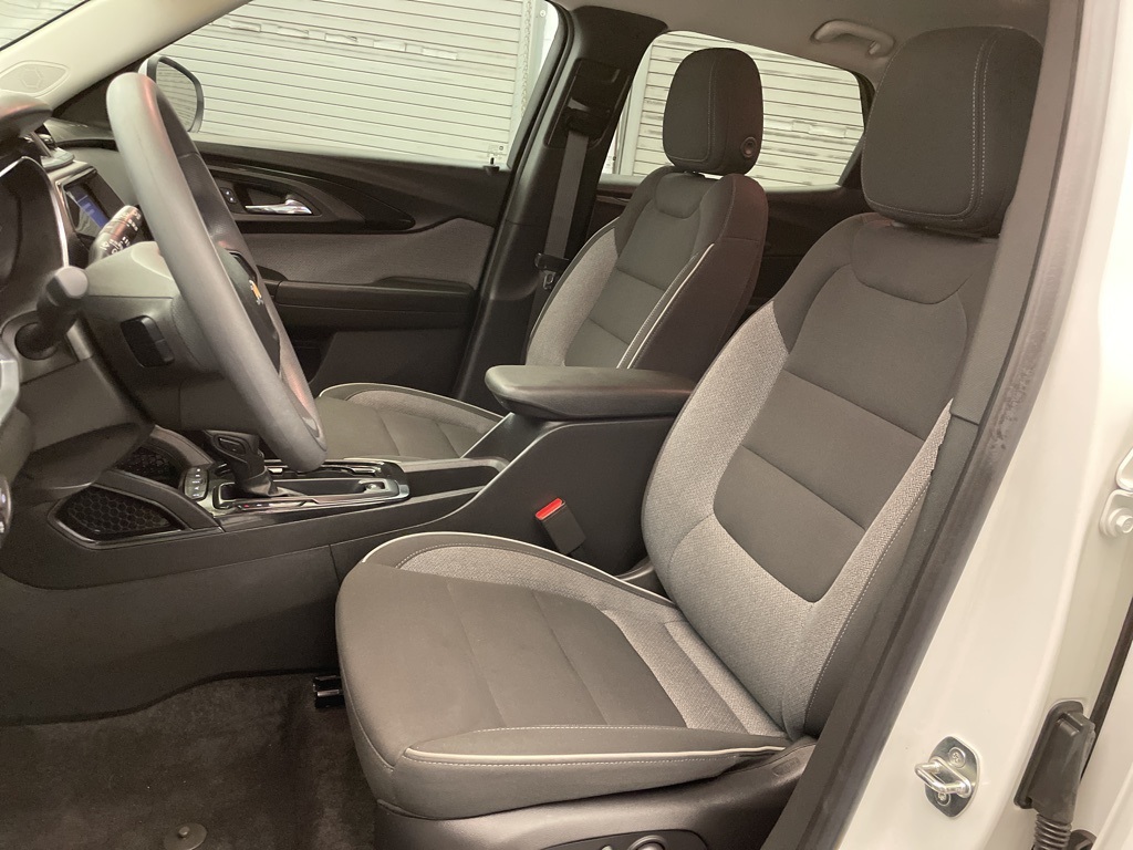 2023 Chevrolet Trailblazer LT photo 16