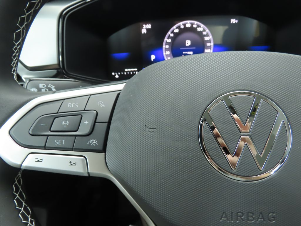 2025 Volkswagen Taos S photo 11