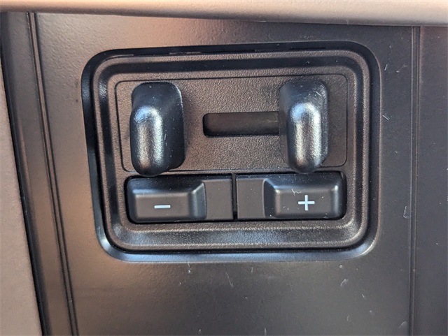 2023 Ford F-150 Lightning XLT photo 22