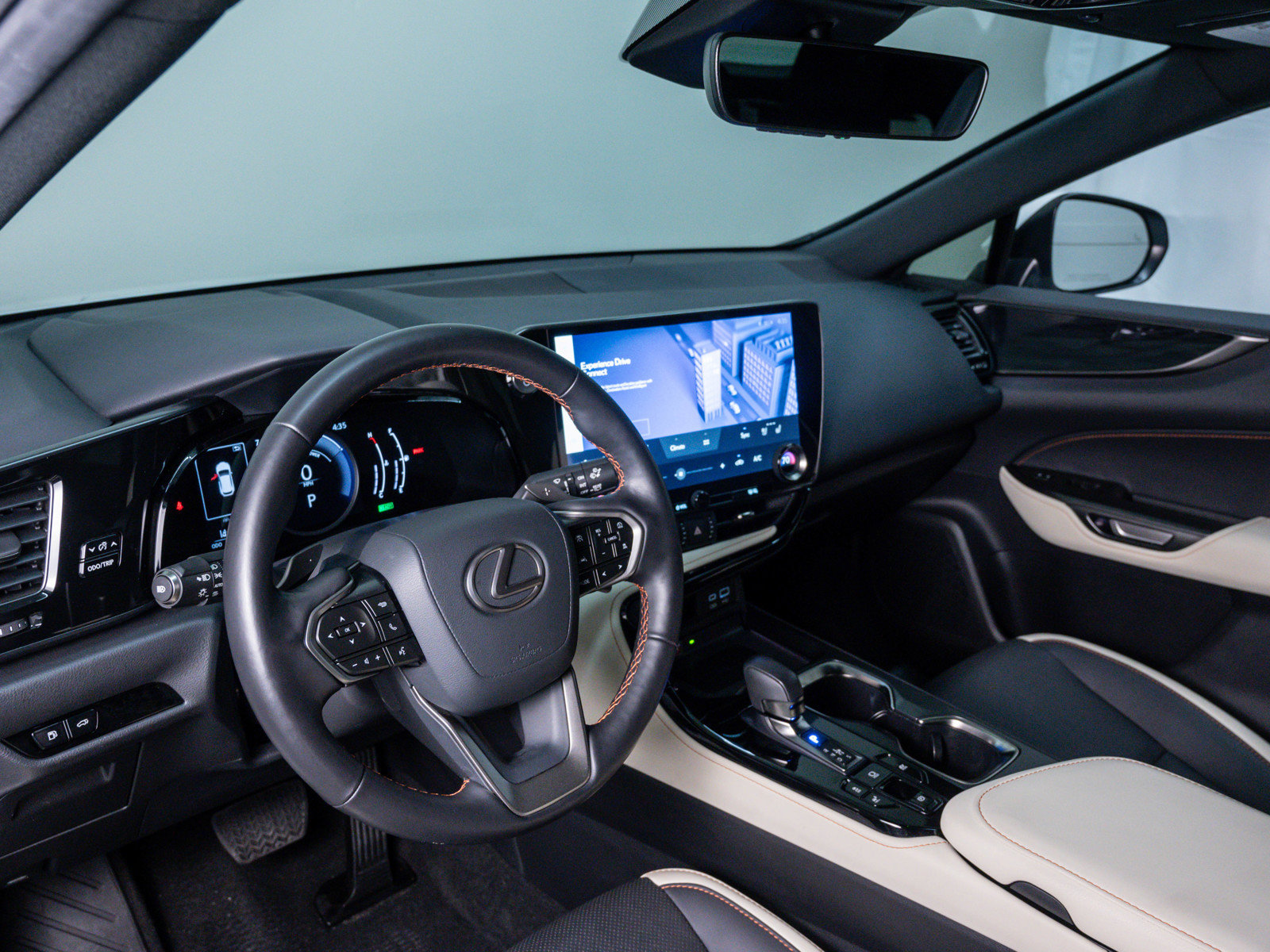 2022 Lexus NX 350h Premium AWD photo 16