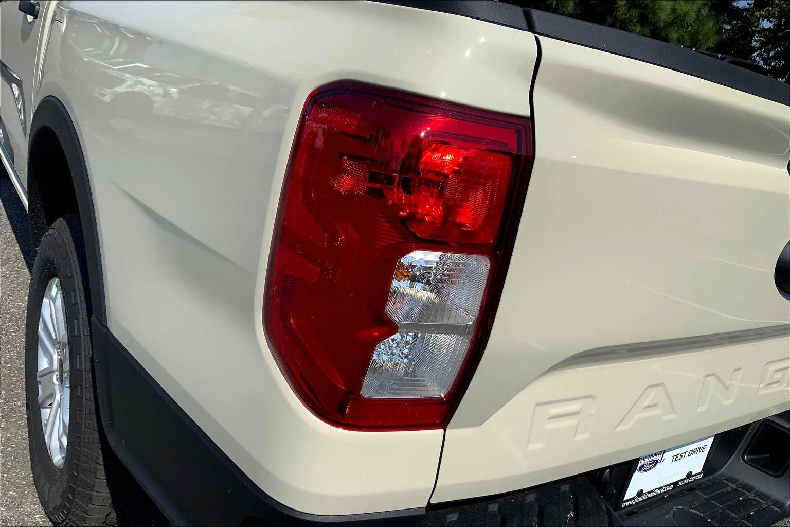 2025 Ford Ranger XL photo 14