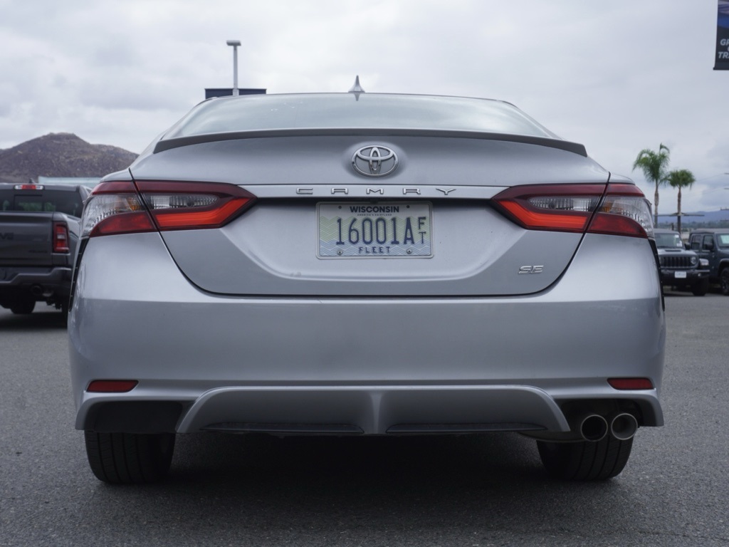 2023 Toyota Camry SE photo 4