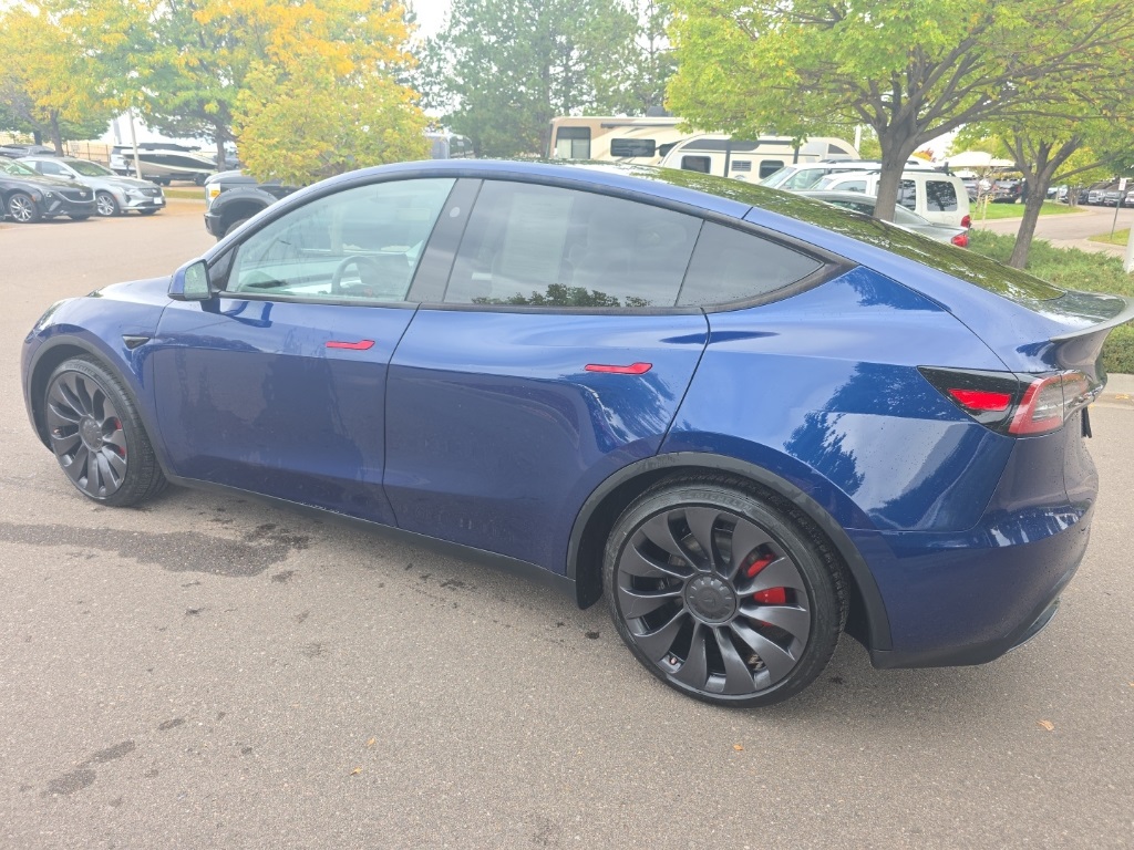 2023 Tesla Model Y Performance photo 3