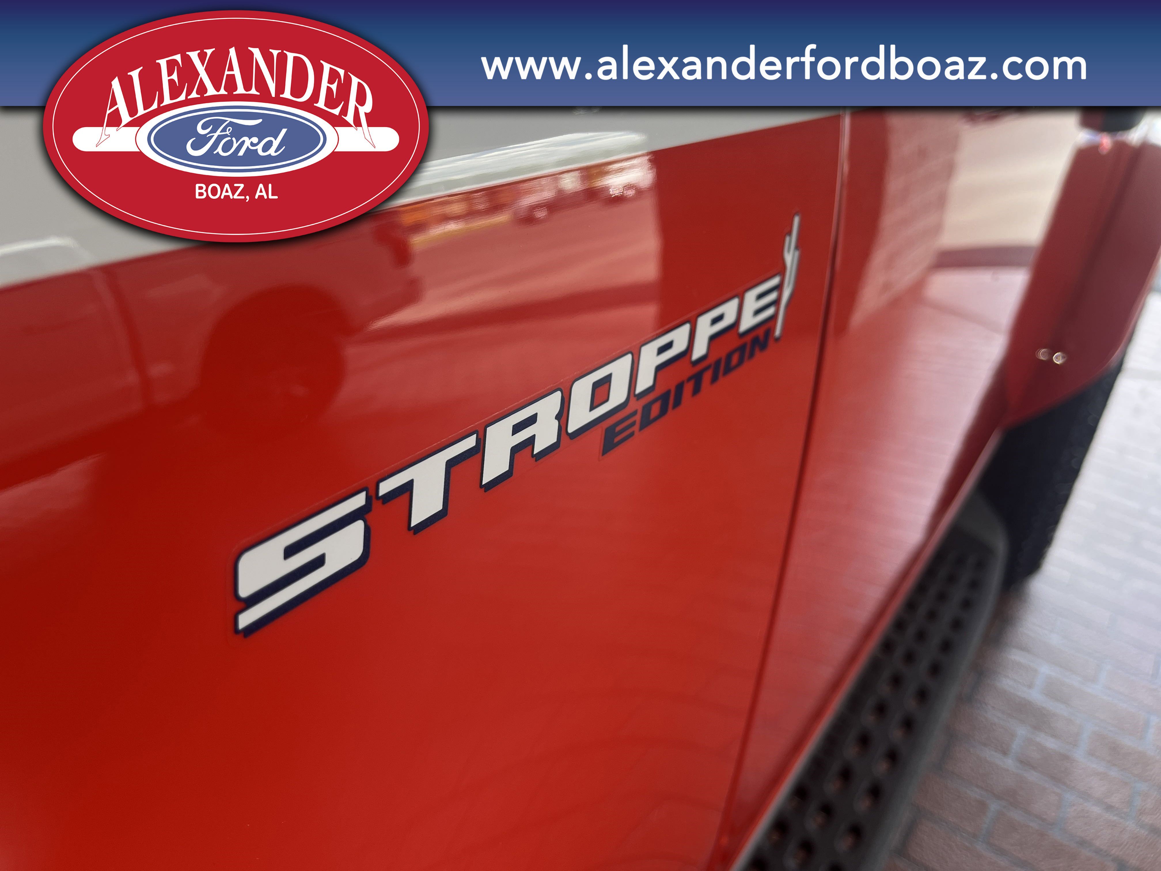 2025 Ford Bronco First Edition photo 2