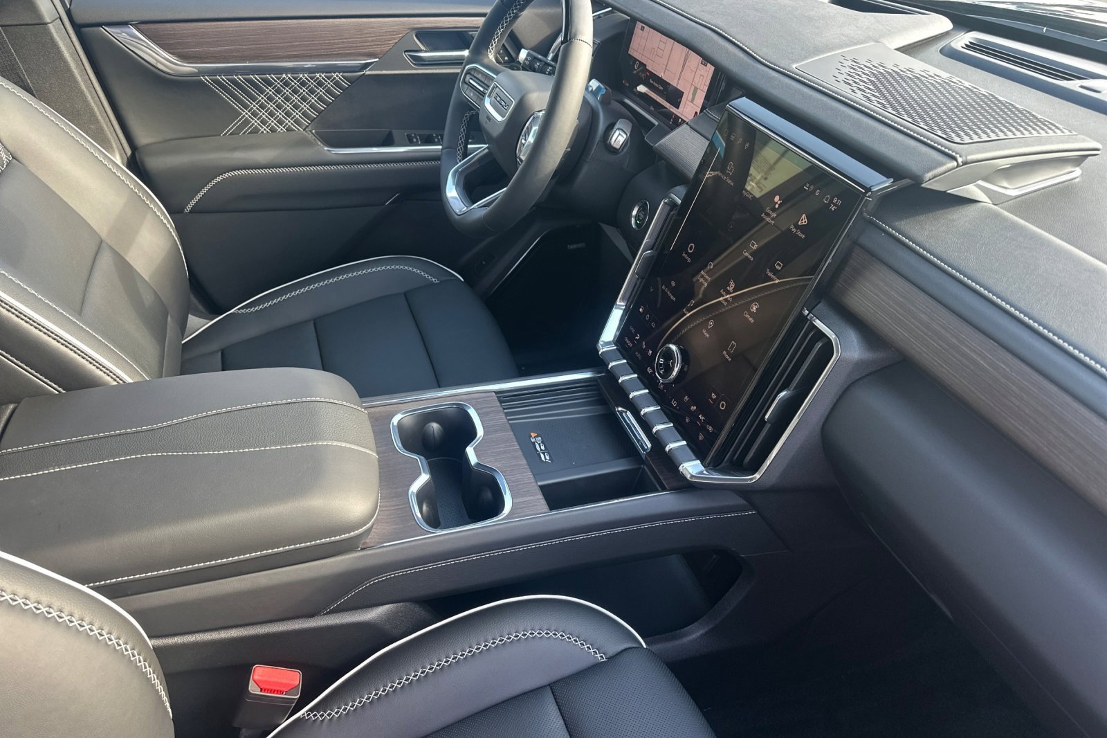 2026 Gmc Acadia Denali photo 15