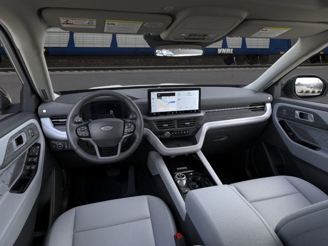 2025 Ford Explorer Platinum photo 7