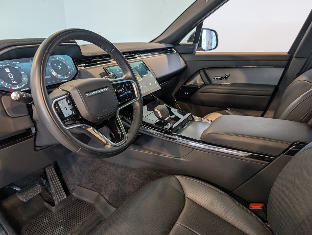 2024 Land Rover Range Rover Sport SE photo 13