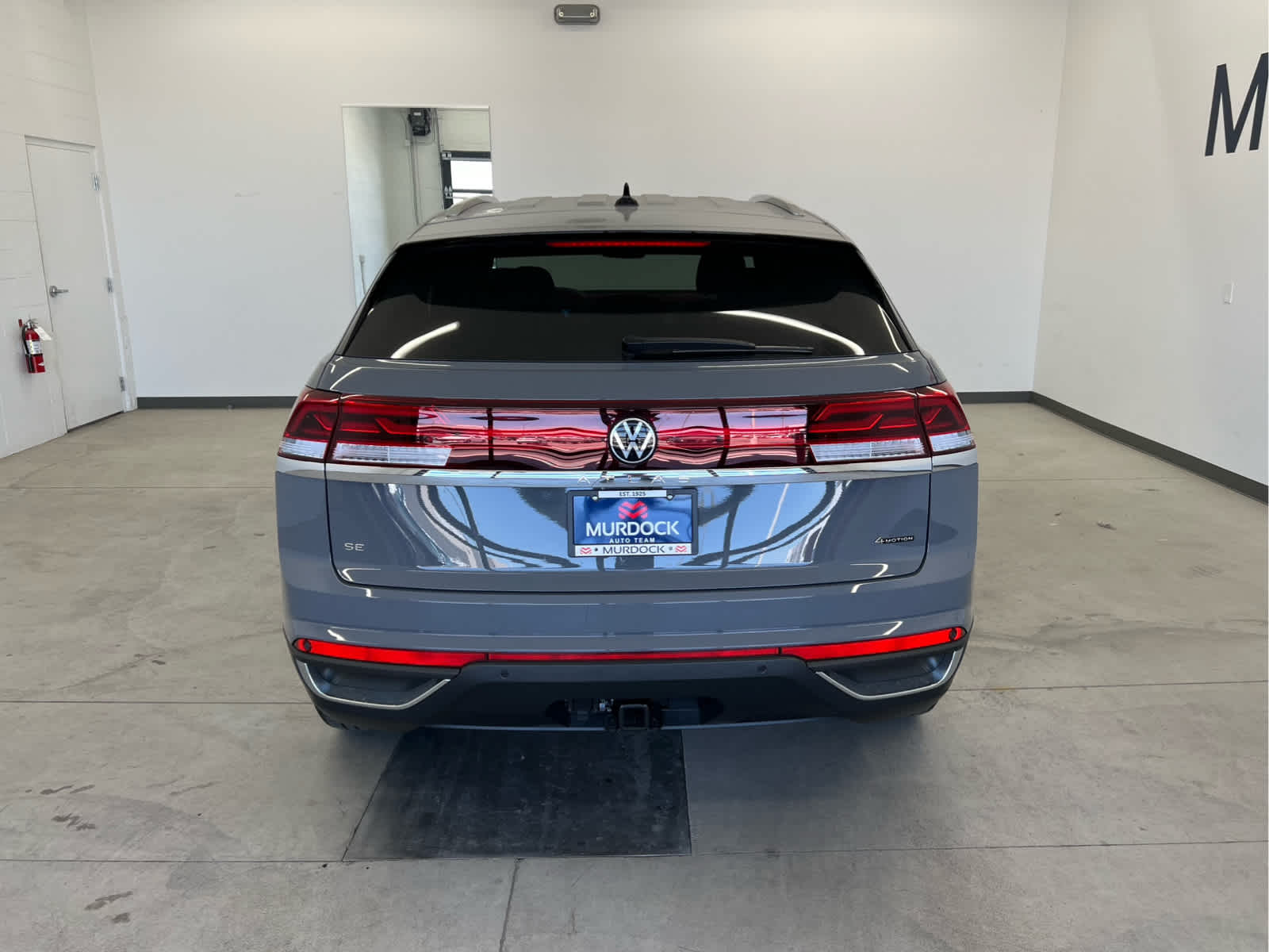 2025 Volkswagen Atlas Cross Sport SE Technology photo 3