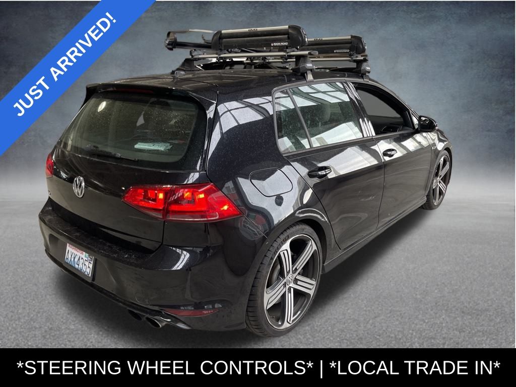 2016 Volkswagen Golf R photo 4