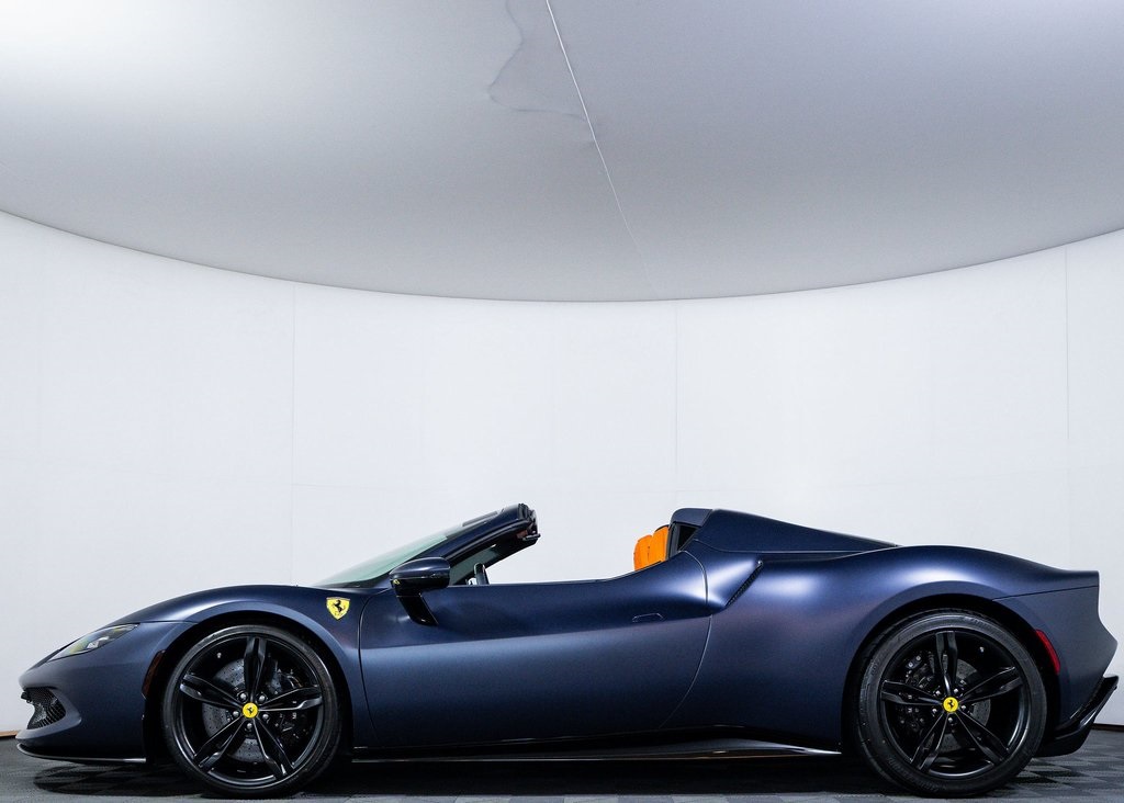 2024 Ferrari 296 GTS photo 8