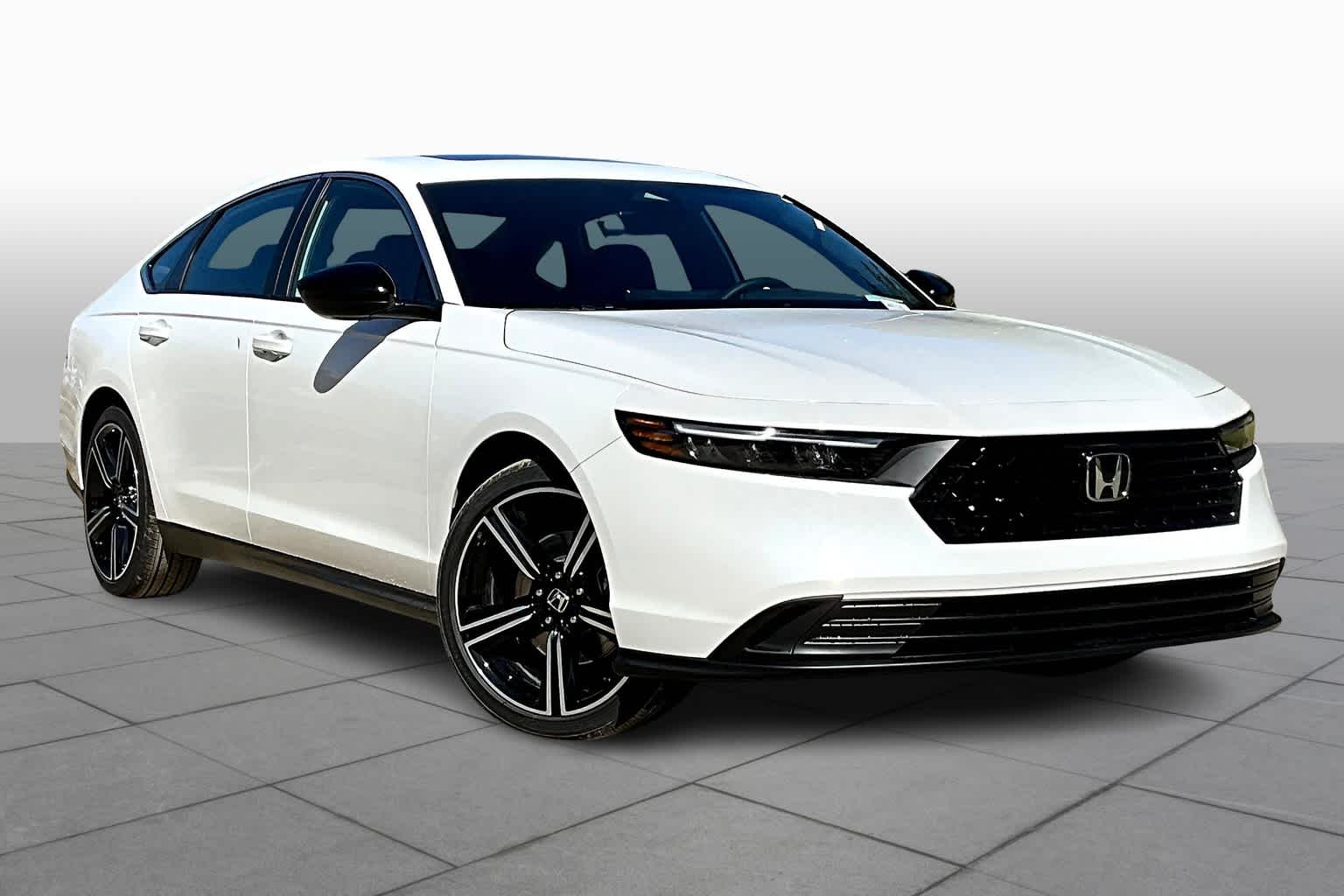 2025 Honda Accord Hybrid Sport photo 2