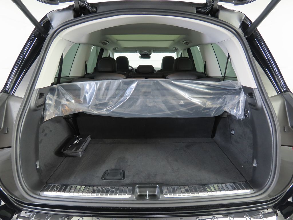 2026 Mercedes Benz GLS 450 4MATIC photo 29