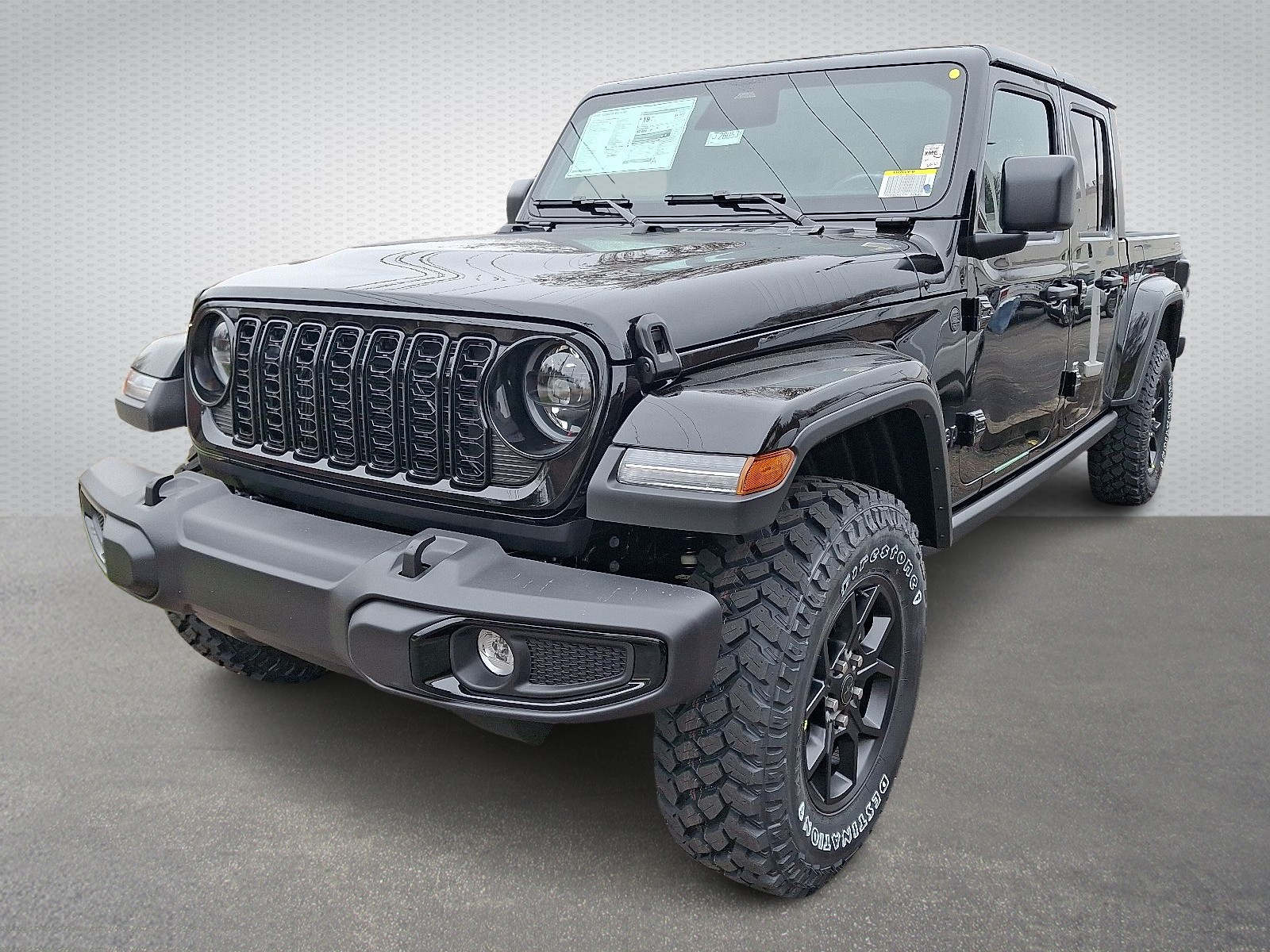 2026 Jeep Gladiator Willys photo 2