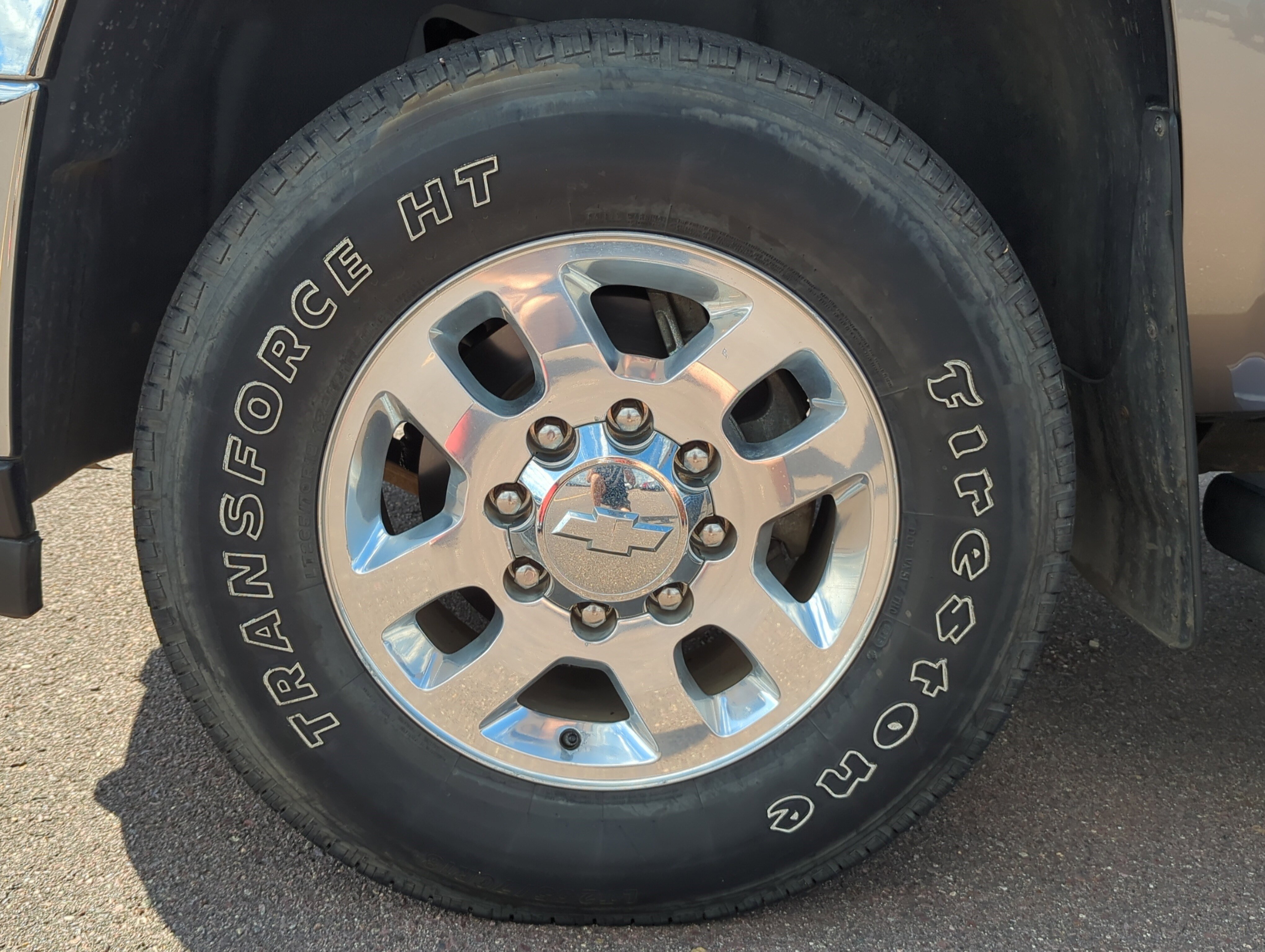 2012 Chevrolet Silverado 2500HD LT photo 3