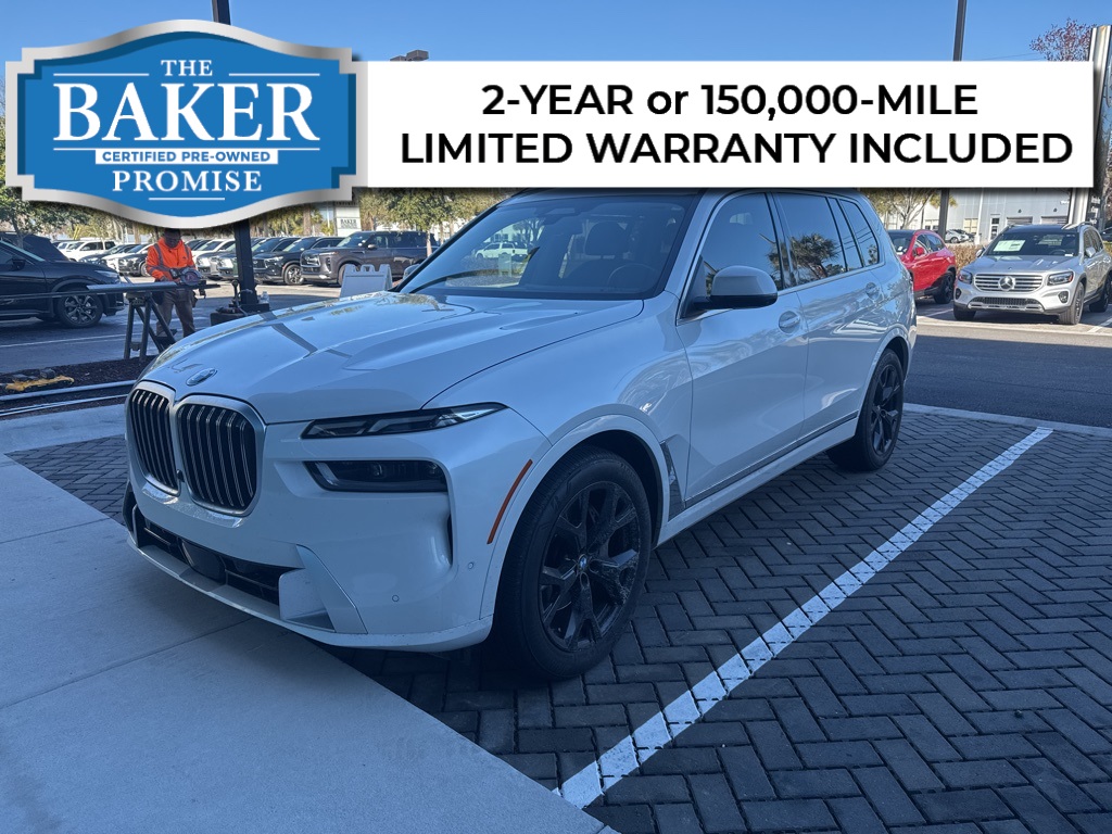 2023 BMW X7 40i's photo