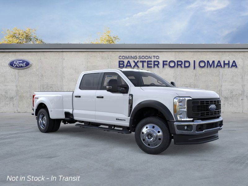 2026 Ford F-450 Super Duty XL's photo