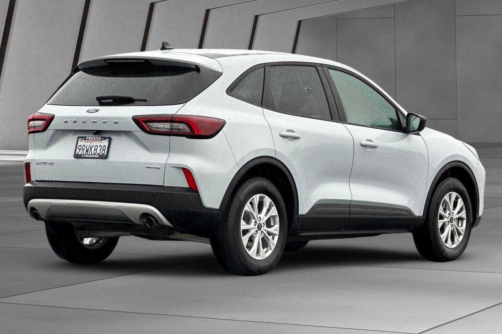 2025 Ford Escape Active photo 2